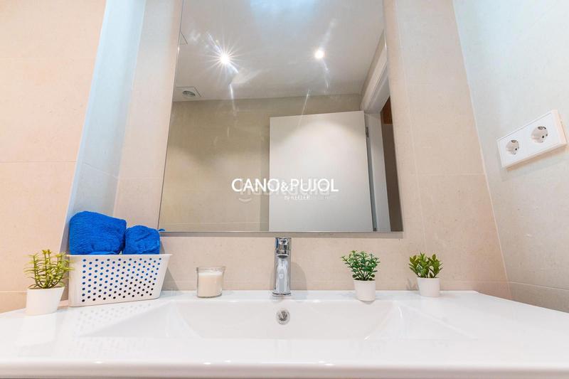 Foto 7df10cb8-9cfb-48d8-acb2-1952e5de8023. Haus mit heizung in Centre Rubí