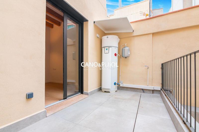 Foto 888048a6-42f8-4fb3-b8ea-e50d52802618. Haus mit heizung in Centre Rubí