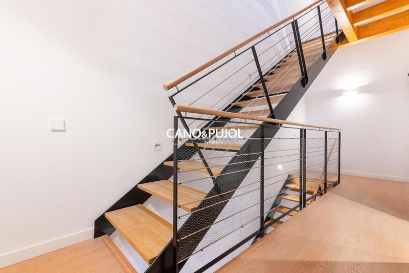 Foto c559e37f-30a5-4331-9be5-d8993fe37398. Haus mit heizung in Centre Rubí