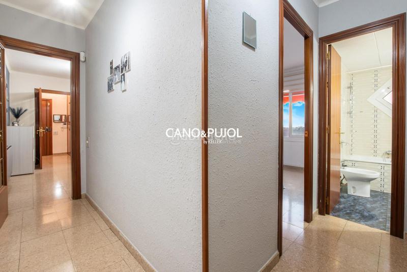 Foto 11809f47-03f2-4e2d-aa42-8c22c587c6fd. Piso  3 habitaciones en rubi en La Serreta Rubí