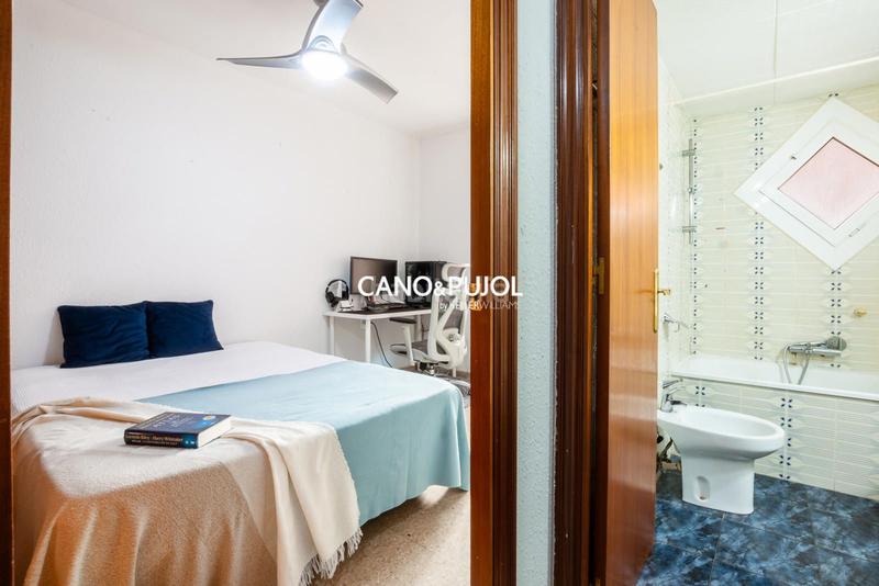 Foto 282b9f3b-1173-488c-9b87-eb47663a4eb3. Piso  3 habitaciones en rubi en La Serreta Rubí