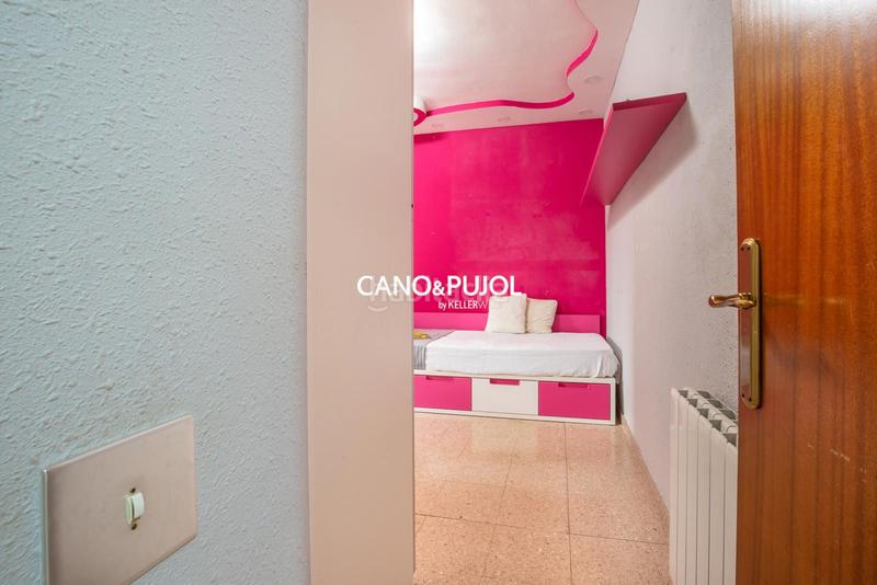 Foto 2d8aaf42-12ae-4789-b312-f38822a147f5. Piso  3 habitaciones en rubi en La Serreta Rubí