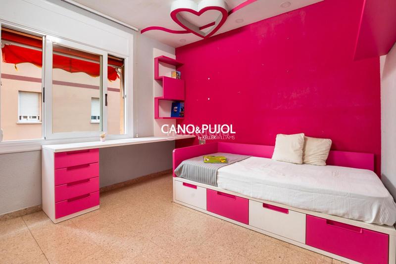 Foto 30b2a49c-3e2f-40af-a84a-3ab73cbaa9e7. Piso  3 habitaciones en rubi en La Serreta Rubí