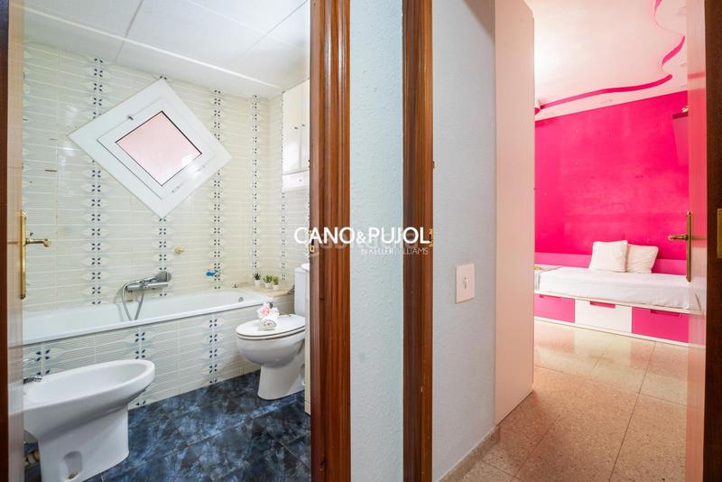 Foto 52dce41c-0148-4d70-b875-59ce8e1a2114. Piso  3 habitaciones en rubi en La Serreta Rubí