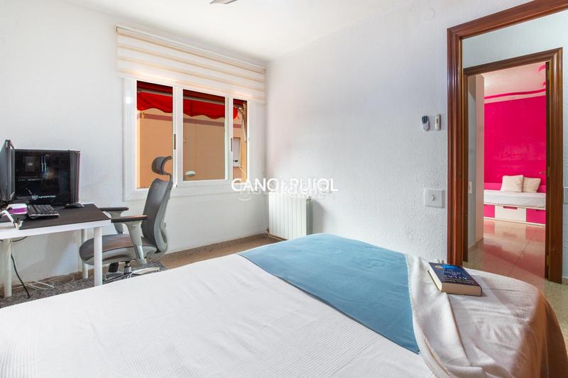 Foto 6019af23-0b96-4e86-b073-9ff951a24081. Piso  3 habitaciones en rubi en La Serreta Rubí