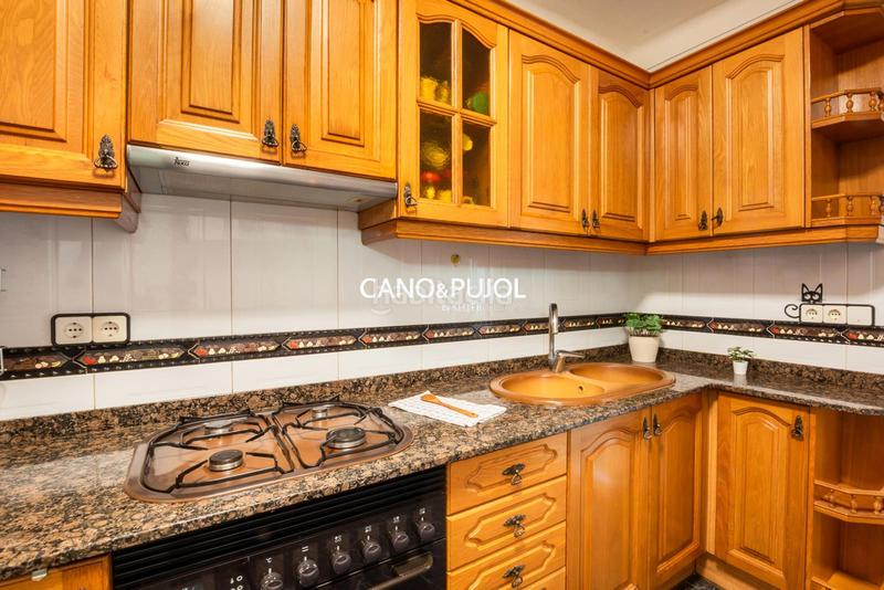 Foto 9dca1d5b-a5ff-4a16-8702-0dd638fe7b53. Piso  3 habitaciones en rubi en La Serreta Rubí