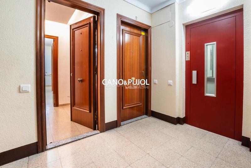 Foto d04b810b-0ae6-4d91-844b-ad9241bab1df. Piso  3 habitaciones en rubi en La Serreta Rubí