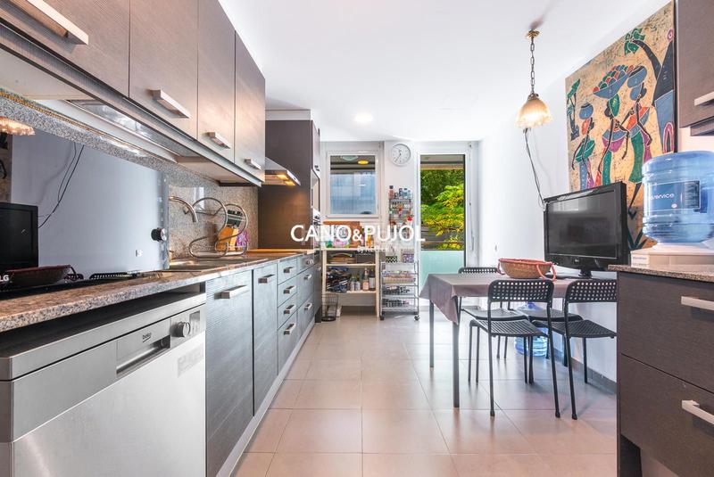 Foto 318d06af-58bc-47ba-a1db-7bae8cac746f. Location appartement avec chauffage piscine dans Turó de Can Mates Sant Cugat del Vallès