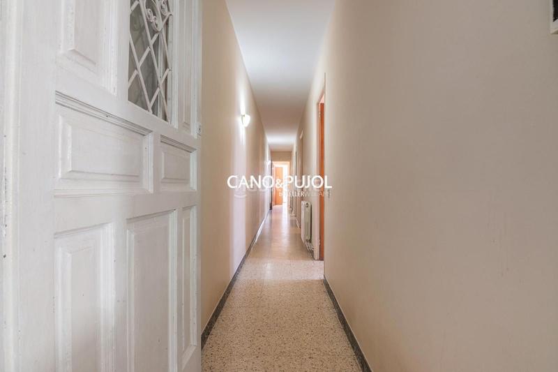 Foto 07c79833-566b-4ead-a9c6-5d3b9650e9fe. Casa con riscaldamento parcheggio in Castellbisbal