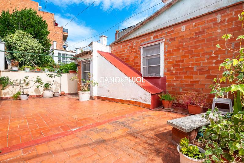 Foto 225a6494-7134-427c-98dc-76085b1d1c2d. Casa con riscaldamento parcheggio in Castellbisbal