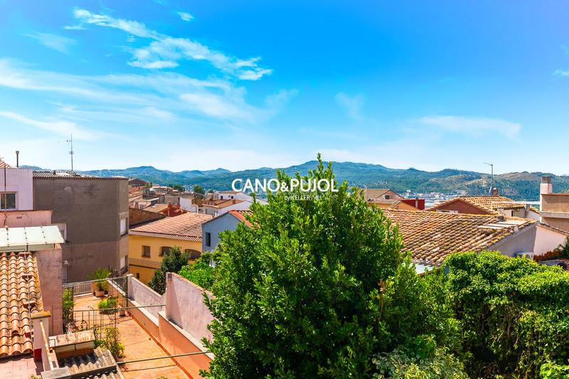 Foto 844bc01d-0901-47b7-8efb-f7331658d52e. Casa con riscaldamento parcheggio in Castellbisbal