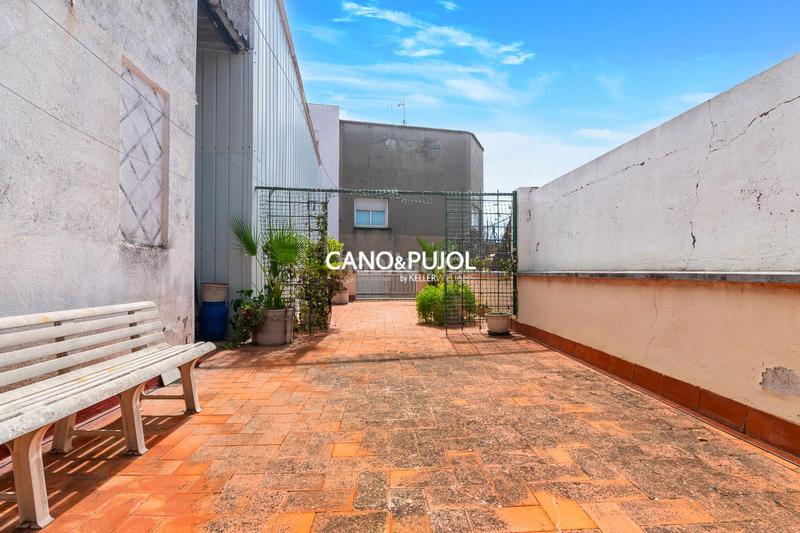 Foto d8d3e3a5-b005-4b5b-9a55-72c532aaf0fc. Casa con riscaldamento parcheggio in Castellbisbal