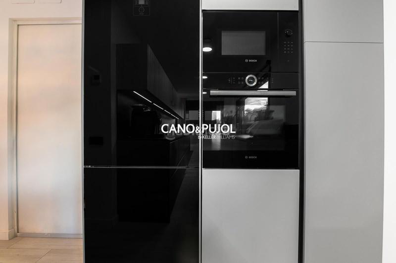 Foto 8b9f7f11-762c-4ee5-8cb6-59f7c9a00a1e. Maison avec chauffage parking piscine dans Roca del Vallès (La)