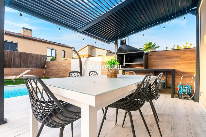 Foto b24b2974-9030-4219-b561-c738c0bc672f. Maison avec chauffage parking piscine dans Roca del Vallès (La)