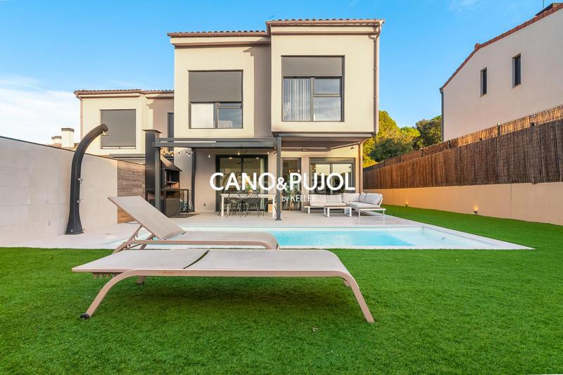 Foto d00b4843-0ed2-4015-8ed9-9e1554df1ba4. Maison avec chauffage parking piscine dans Roca del Vallès (La)