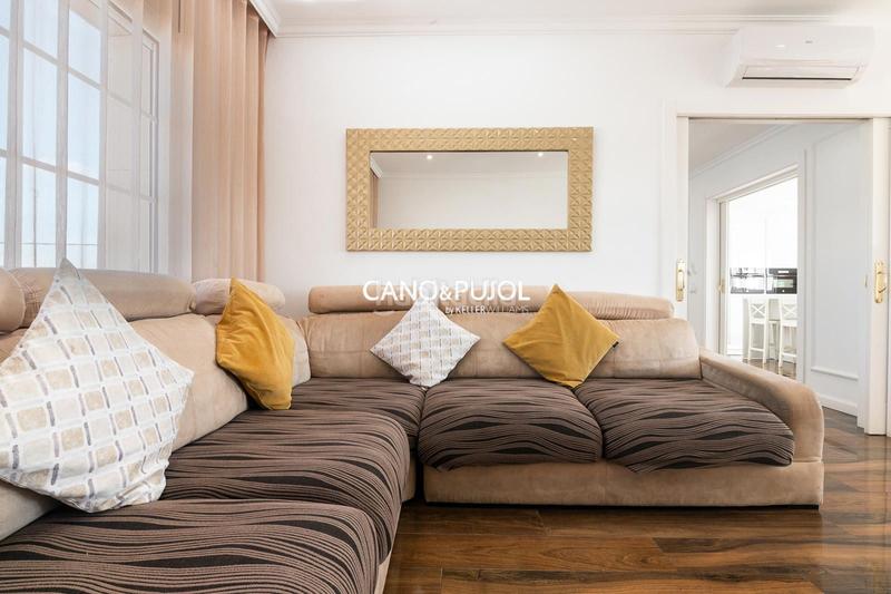 Foto 2405757d-0096-4ddc-9d20-a39822741f3d. Casa  unifamiliar con 2 viviendas en Can Parellada Terrassa