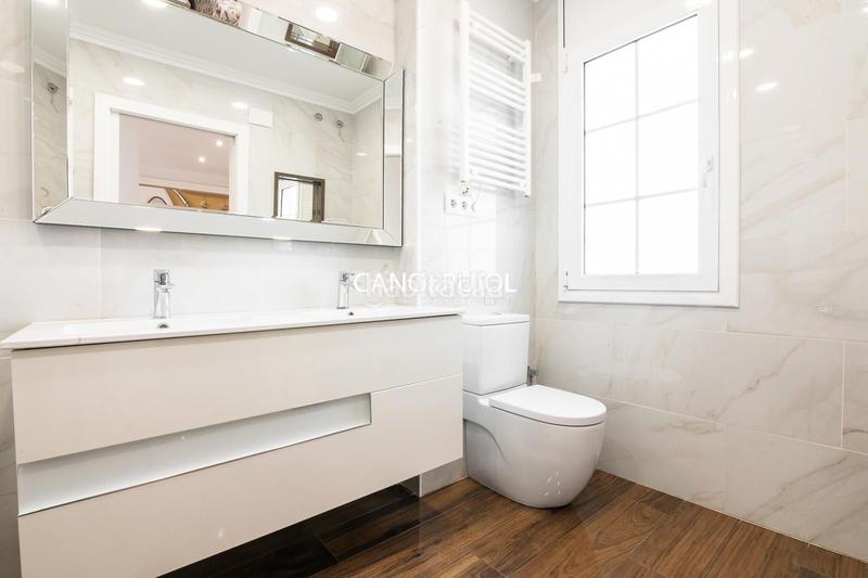 Foto 30a759ba-859a-4581-b175-026a6785100f. Casa  unifamiliar con 2 viviendas en Can Parellada Terrassa