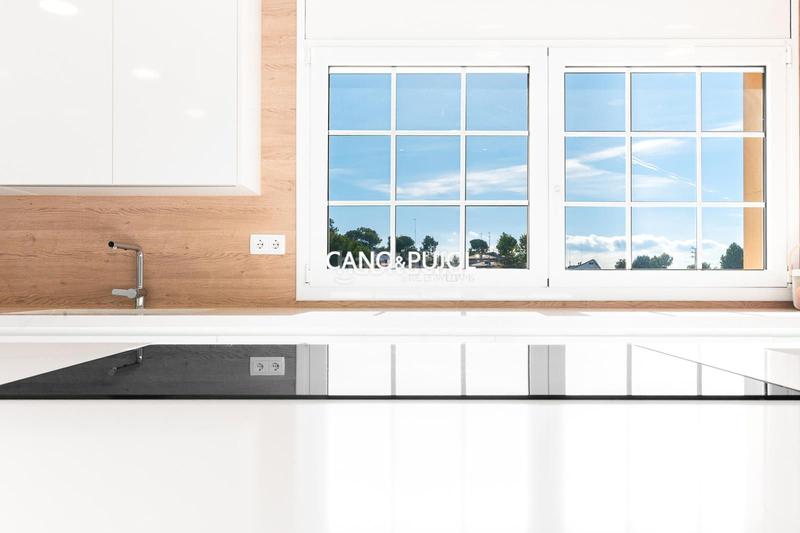 Foto 6c56762c-3854-4e13-8781-c6b5663895c3. Casa  unifamiliar con 2 viviendas en Can Parellada Terrassa