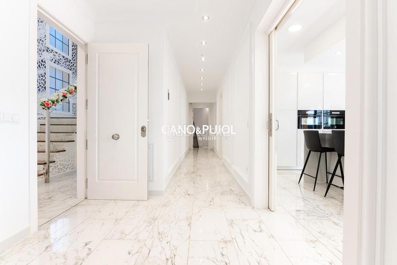 Foto 7ef2d32e-4183-4a1f-afa8-c4331776b49c. Casa  unifamiliar con 2 viviendas en Can Parellada Terrassa