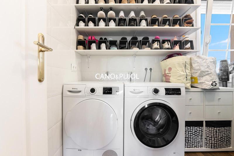 Foto ab75a6be-1732-448a-877c-dfd17e761898. Casa  unifamiliar con 2 viviendas en Can Parellada Terrassa