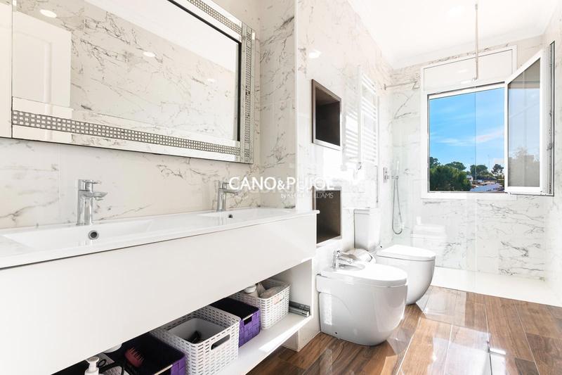 Foto c4db2b7b-83c0-45b3-bf1e-0360fdcf3047. Casa  unifamiliar con 2 viviendas en Can Parellada Terrassa