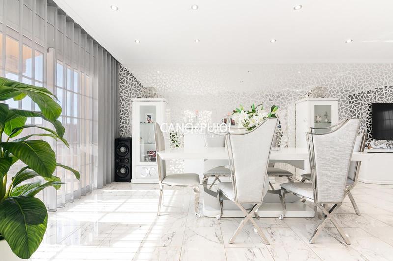 Foto d23747d6-4a47-4dca-b3f4-826d11548a06. Casa  unifamiliar con 2 viviendas en Can Parellada Terrassa