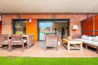 Appartement à Parc Central. Planta baja en parc central