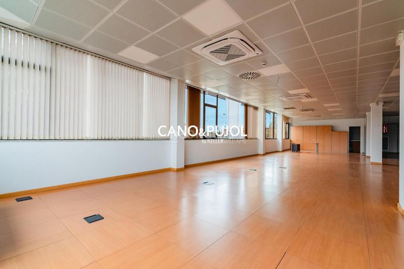 Foto 96677219-6bb1-48ae-9bce-9c9c19dcf60b. Alquiler oficina  250m2 en Roquetes-Can Magí Sant Cugat del Vallès