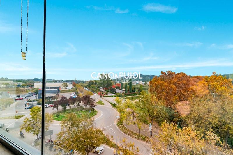 Foto 8a131065-1176-426d-b512-c28b330b9799. Miete büro mit heizung parking in Roquetes-Can Magí Sant Cugat del Vallès