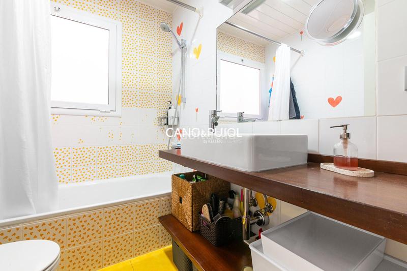 Foto 30f930fe-adf5-43bc-a791-57f8737e43c0. Appartement avec chauffage dans Els Molins Mataró