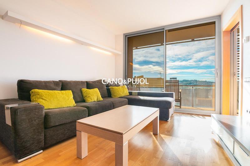 Foto 29c83a8c-4b00-4052-9055-2d2af395f67f. Location appartement avec chauffage parking piscine dans Terrassa