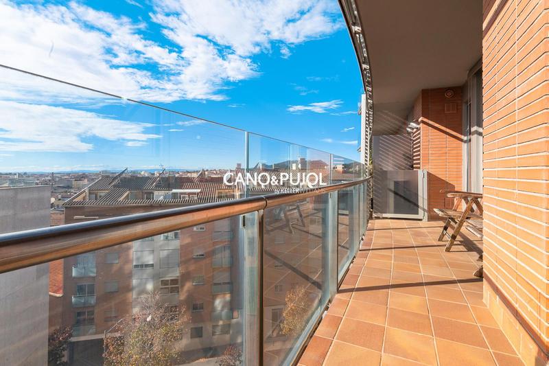 Foto f2b88dd3-68c8-4b25-bc83-736056b5394b. Location appartement avec chauffage parking piscine dans Terrassa