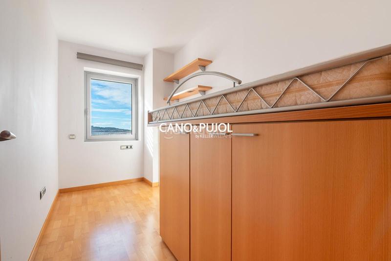 Foto c1e67071-5280-4b37-b072-7a57d10ff1b2. Miete etagenwohnung mit heizung parking pool in Barri del Centre Terrassa