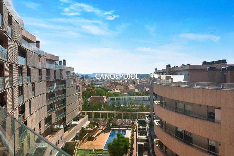 Foto d8373390-6fc1-4c6f-a8c3-5a4403a2e42b. Miete etagenwohnung mit heizung parking pool in Barri del Centre Terrassa