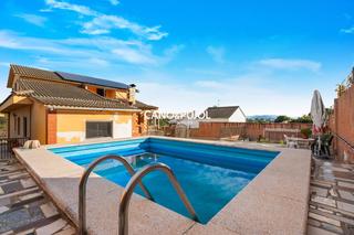 Casa a Lliçà d´Amunt. Casa unifamiliar en lliça damunt