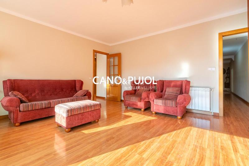 Foto 9b9389fb-407b-4731-bb4a-a6d2a364996a. Location appartement avec chauffage dans Centre - Estació Sant Cugat del Vallès