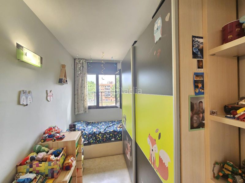 Foto 9879abaa-bf59-40f2-a572-558e0cd650b7. Pis amb calefacció aparcament a Llagosta (La)