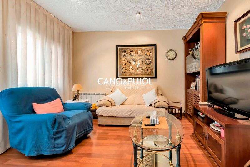 Foto 0b08103d-ed15-40ae-94f7-546b6f154f44. Casa amb calefacció a Ca n'Anglada Terrassa