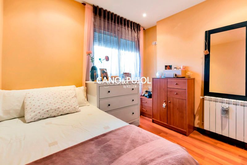 Foto 4d1f3948-3cd7-41a1-bca0-66ad35f37869. Casa amb calefacció a Ca n'Anglada Terrassa