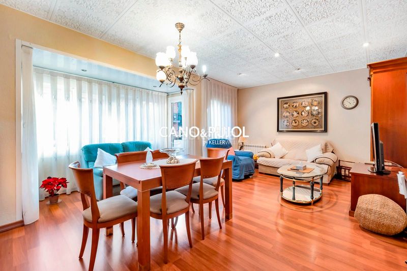 Foto 66acc4e3-d43e-4667-9d60-5c3ae0c3bcb1. Casa amb calefacció a Ca n'Anglada Terrassa