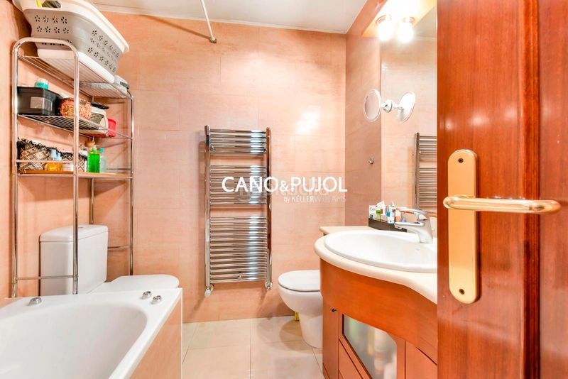 Foto 7b95fff2-1497-43ba-ab42-9fd46a258042. Casa amb calefacció a Ca n'Anglada Terrassa