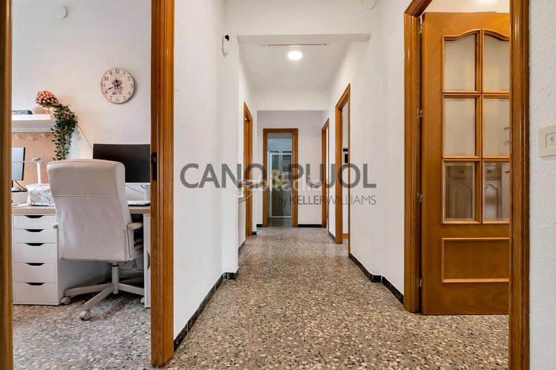 Foto 82a6e290-b9fa-46e5-b534-2c5ba748f452. Casa amb calefacció aparcament a La Serreta Rubí