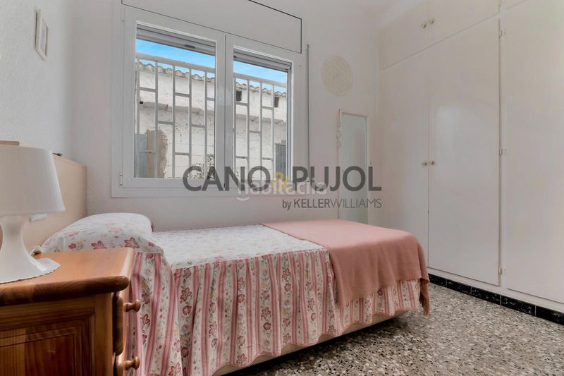 Foto 8dfa5dba-e677-4599-a520-534ced5e1582. Casa amb calefacció aparcament a La Serreta Rubí