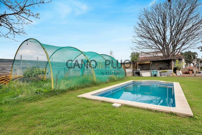 Foto 9d94639a-83e2-4e94-81a7-dc89ff2d7894. Casa amb calefacció aparcament a La Serreta Rubí