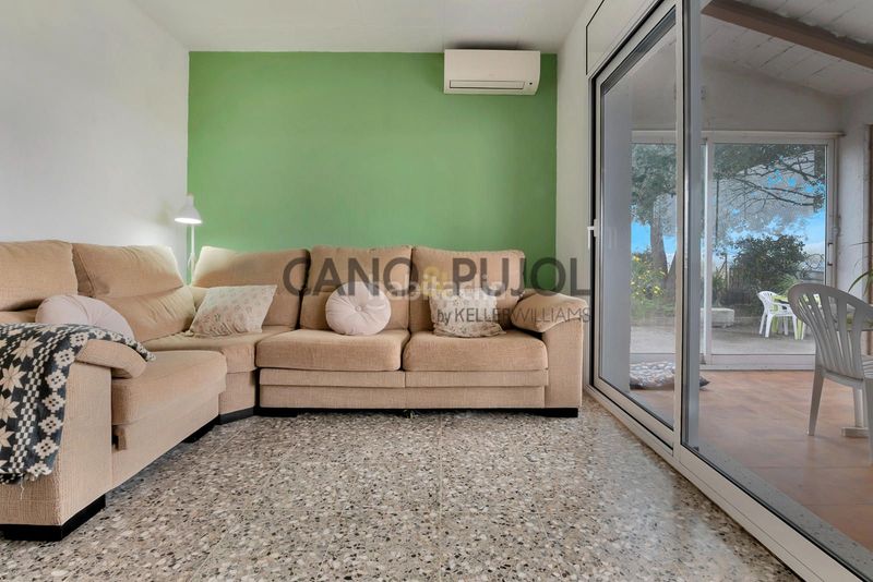 Foto eb18109c-d705-4a15-b4fe-e5d955425039. Casa amb calefacció aparcament a La Serreta Rubí