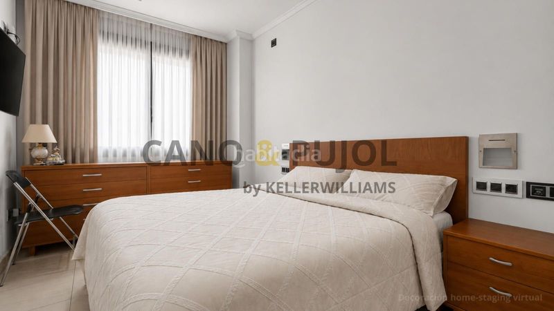 Foto b6197a61-ed11-4ada-98d6-f0c860e20ce1. Casa amb calefacció aparcament a Centre Badalona