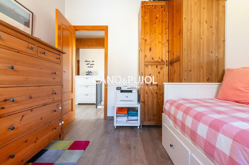 Foto 42358357-63f7-4685-8ca3-8dca16fc9950. Casa amb calefacció aparcament a Corbera de Llobregat