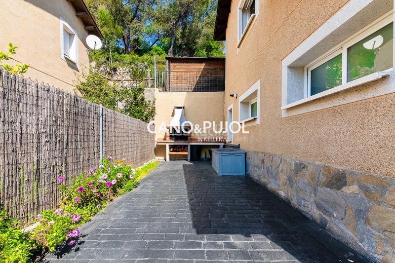 Foto 7fa375fe-b75d-4c44-af01-5d3edbd89e4b. Casa amb calefacció aparcament a Corbera de Llobregat