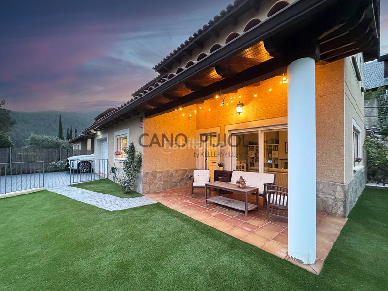 Foto 9083c122-d94b-4123-8b30-9cf4051724fe. Casa amb calefacció aparcament a Corbera de Llobregat