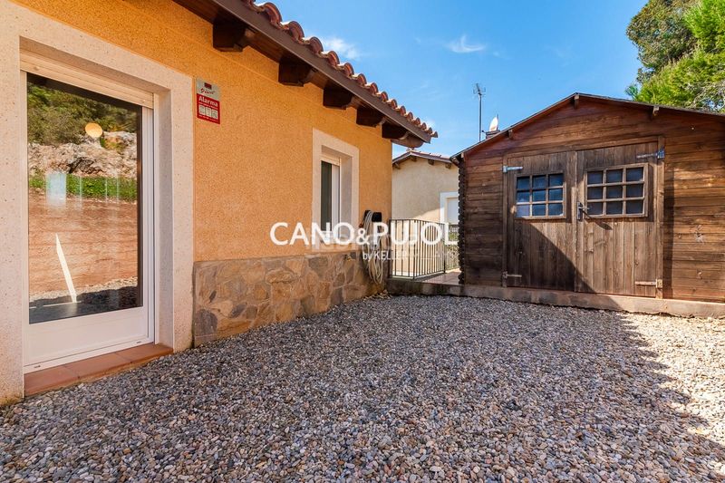 Foto ace4e254-6519-4562-8123-2bf3b471d311. Casa amb calefacció aparcament a Corbera de Llobregat